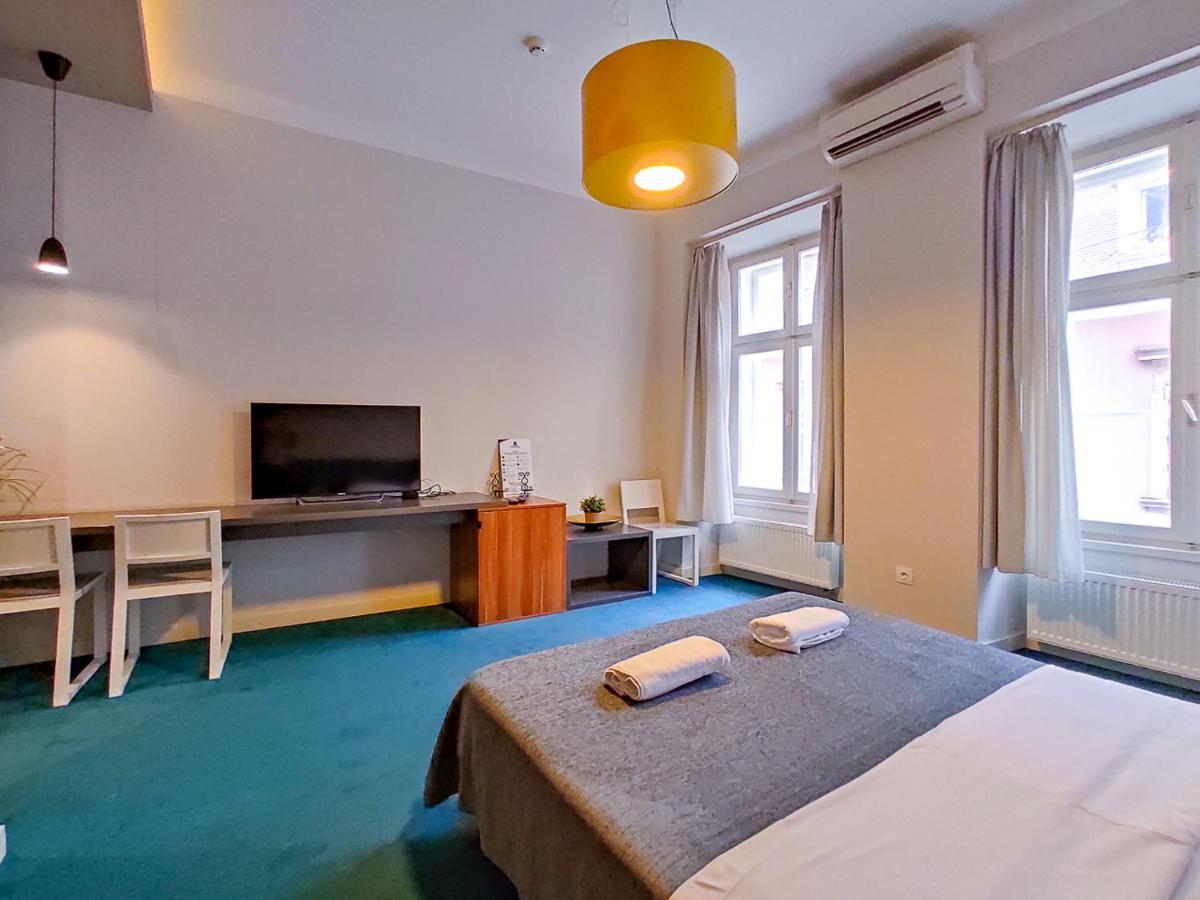 Apartments Cilindar ซาเกร็บ ภายนอก รูปภาพ